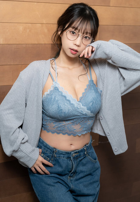 Hikaru Aoyama photo 75