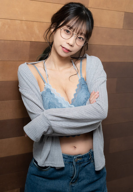 Hikaru Aoyama photo 76