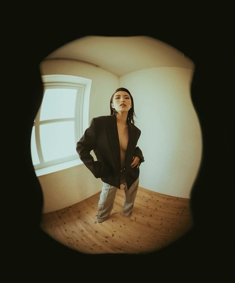 Hina Yoshihara photo 4