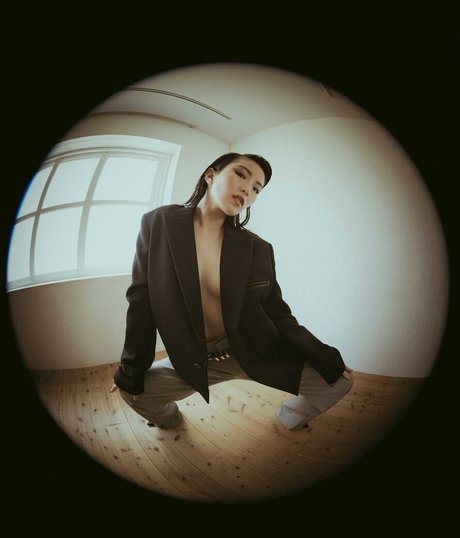 Hina Yoshihara photo 5