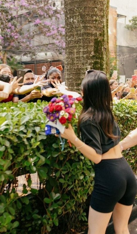 Hina Yoshihara photo 10