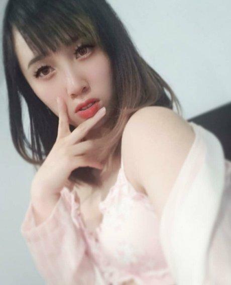 Hinacchi_free photo 10