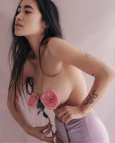 Hitomi Mochizuki photo 62