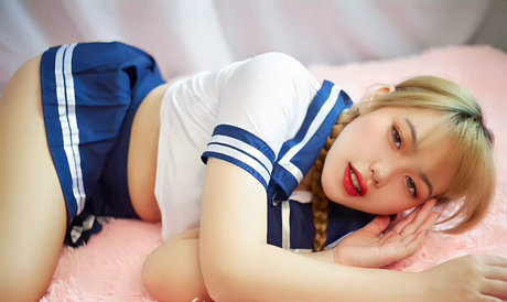 Hitomianna photo 3