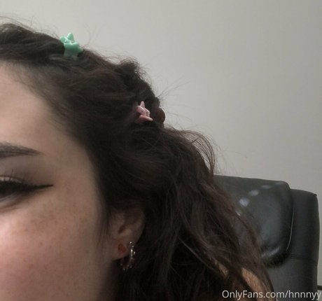 Hnnnyy photo 4