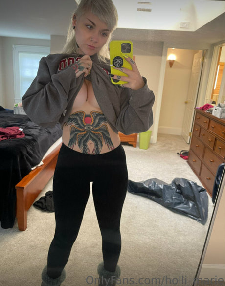 Holli Marie photo 17