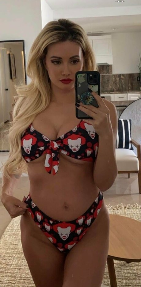 Holly Madison photo 23