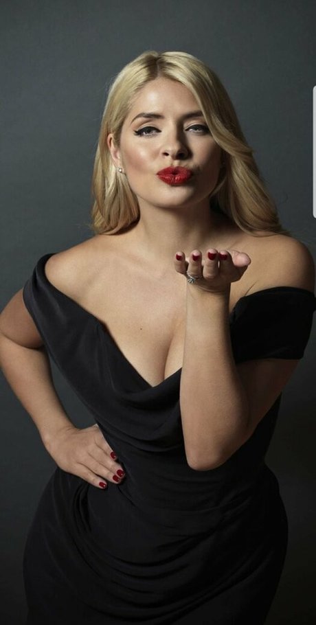 Holly Willoughby photo 176