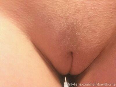 Hollyhawthorne photo 17