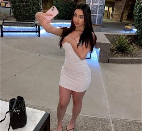 Honduranbaddie photo 88