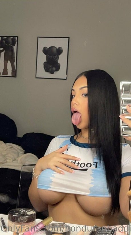 Honduranbaddie photo 218
