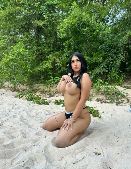 Honduranbaddie photo 229