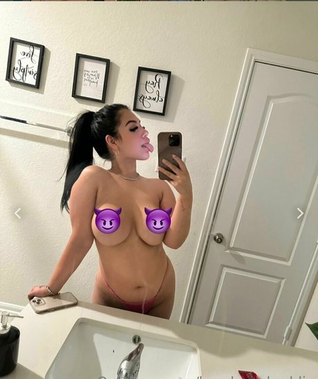 Honduranbaddie photo 232