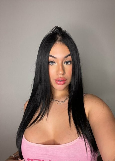 Honduranbaddie photo 419