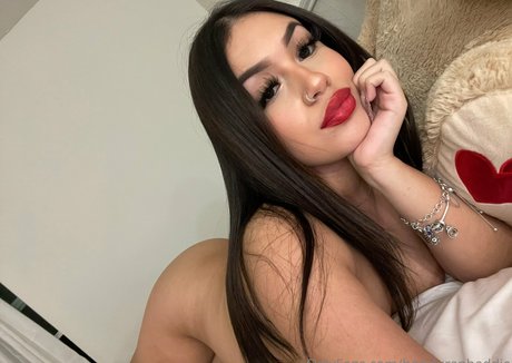 Honduranbaddie photo 453