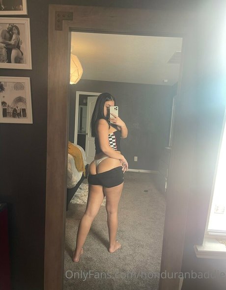 Honduranbaddie photo 488