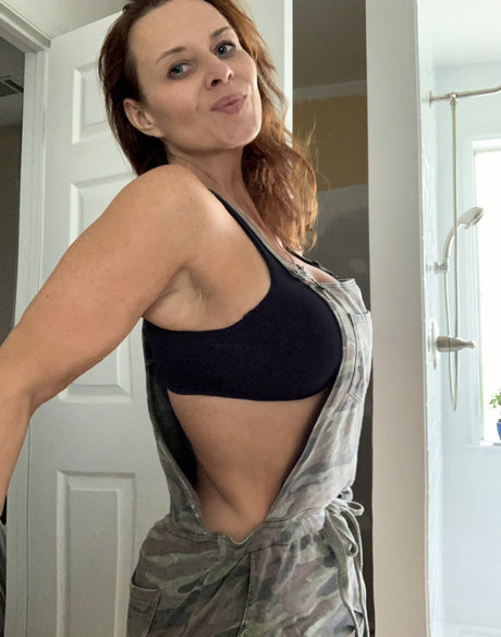 HoneyBeeZone photo 31