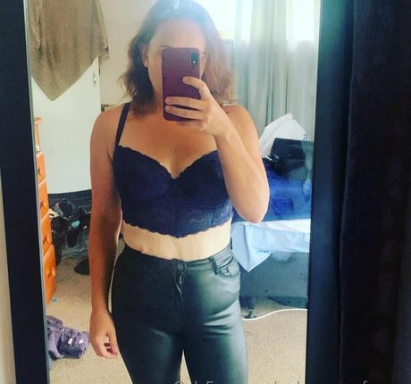 Honeynz_free photo 24