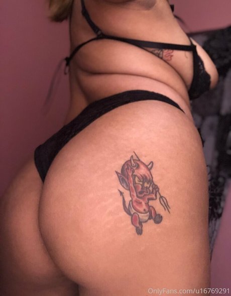 Honeysucklexoxo photo 92