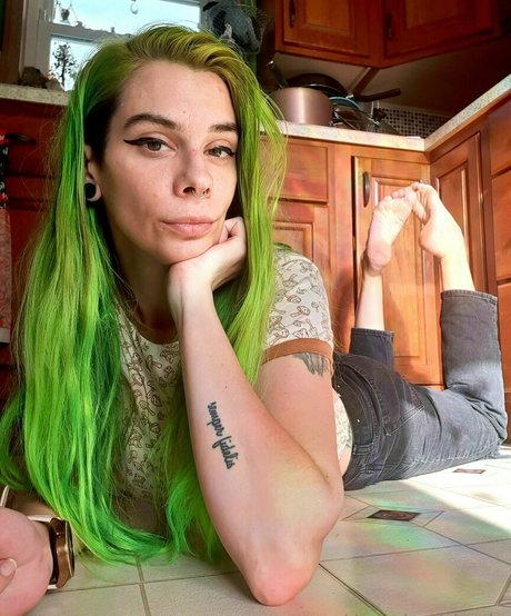 Hoopinghippie23 photo 8