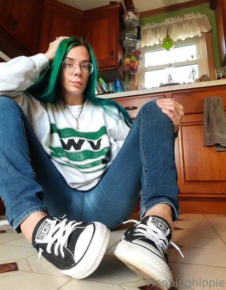 Hoopinghippie23 photo 113