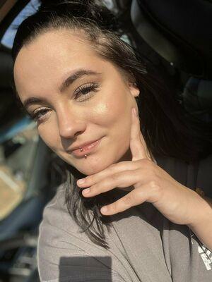 HornyThickKitten photo 2