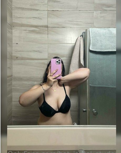 Hot_israel_student photo 4