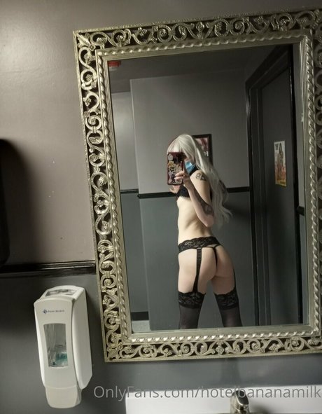 Hotelbananamilk photo 26
