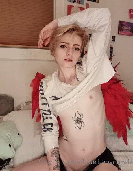 Hotelbananamilk photo 47