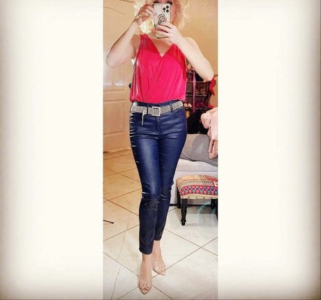 Hotmommy956 photo 57