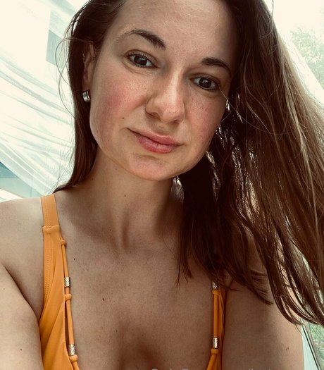 Profile photo of Hotqueenr