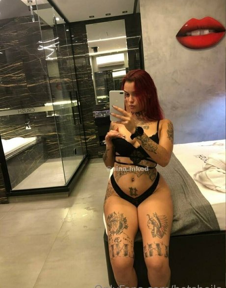 Hotsheila photo 100