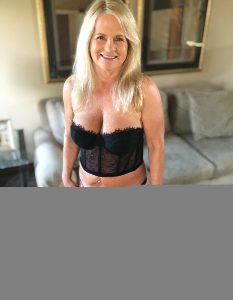 Hotwifecandyfree photo 21