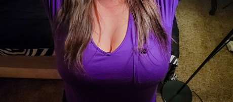 Hugetittiebabexxxfree photo 7
