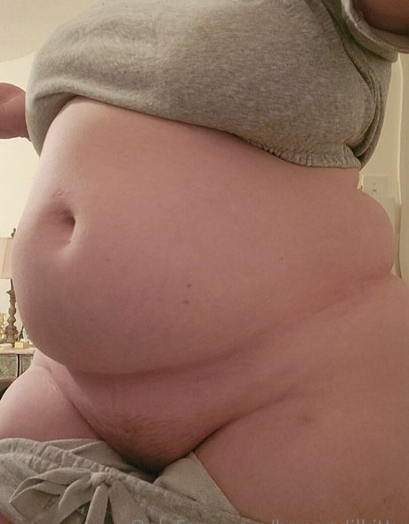 Hungrylilkitty photo 2