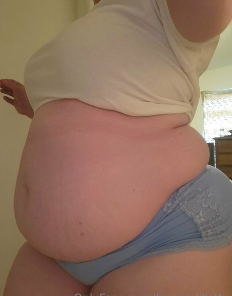 Hungrylilkitty photo 18