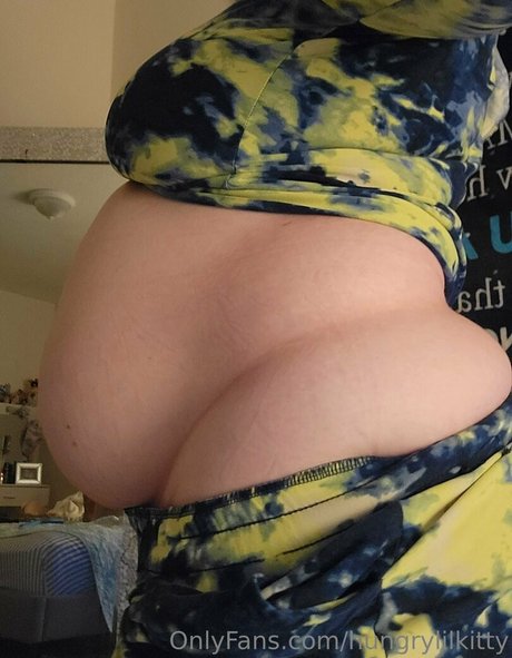 Hungrylilkitty photo 72