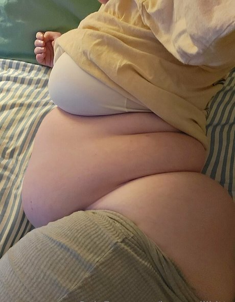 Hungrylilkitty photo 109