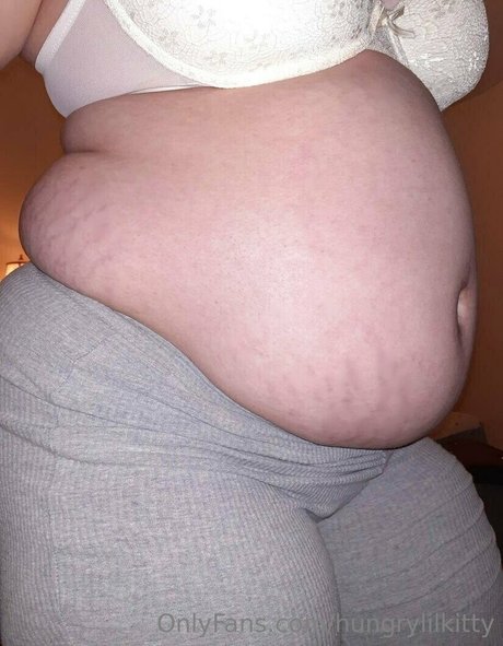 Hungrylilkitty photo 115