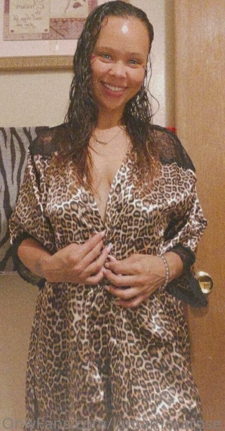 Iamamorarose photo 23