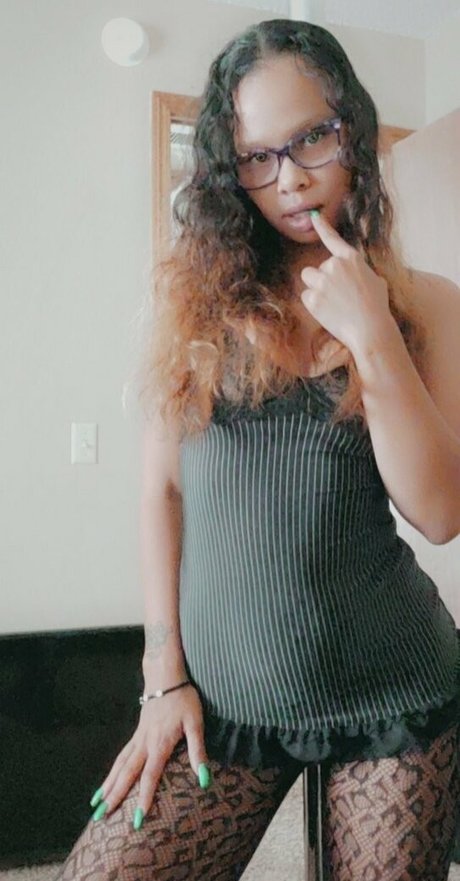 Iamamorarose photo 37