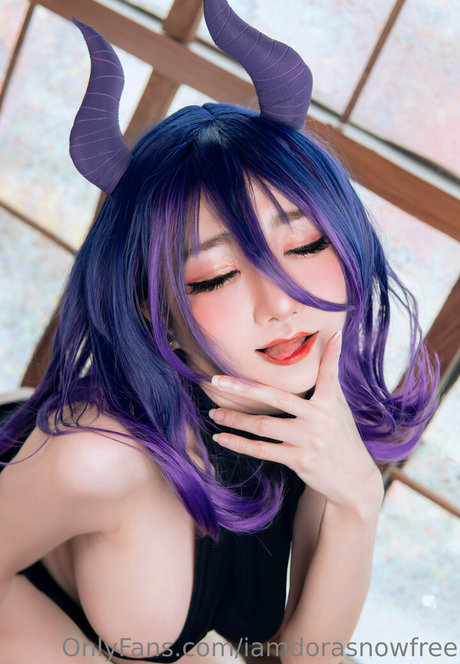 Iamdorasnowfree photo 431