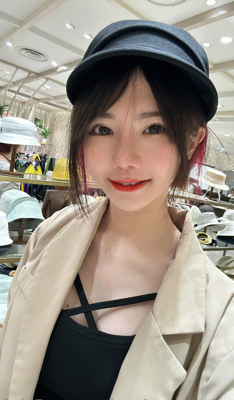 Iamdorasnowfree photo 455