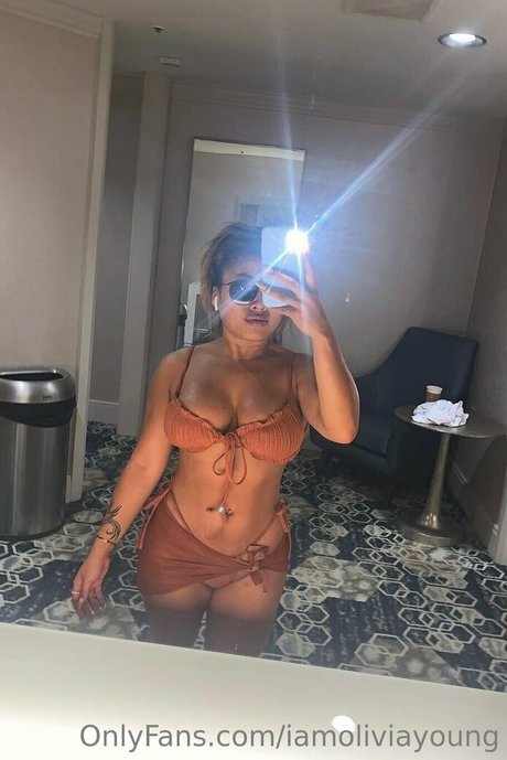Iamoliviayoung photo 6