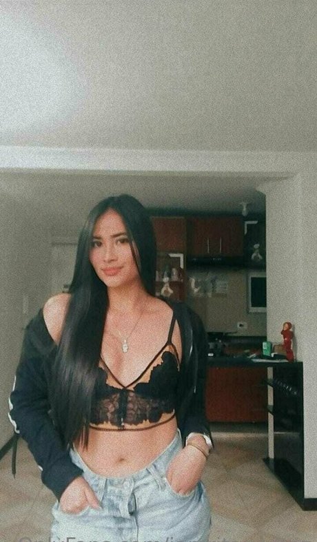 Iamritagomez photo 4