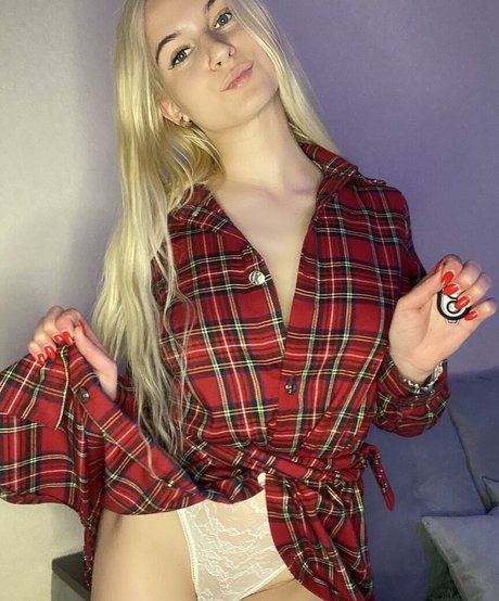 Iamsandranovix photo 42