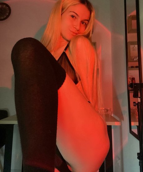 Iamsandranovix photo 87