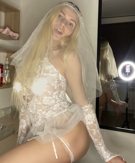 Iamsandranovix photo 98