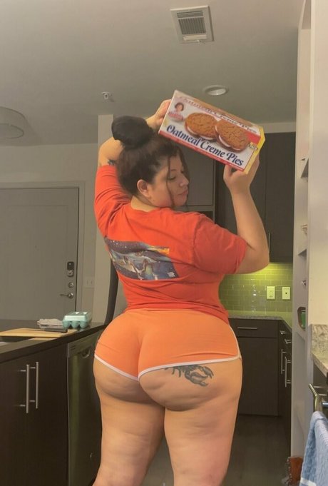 Iamyummyyamss photo 21