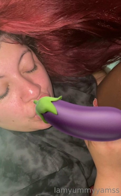 Iamyummyyamss photo 37